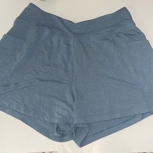 Old Navy live in French terry shorts in blue